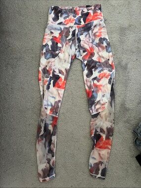 Abstract Floral Print Leggings in Red, Blue, Gray